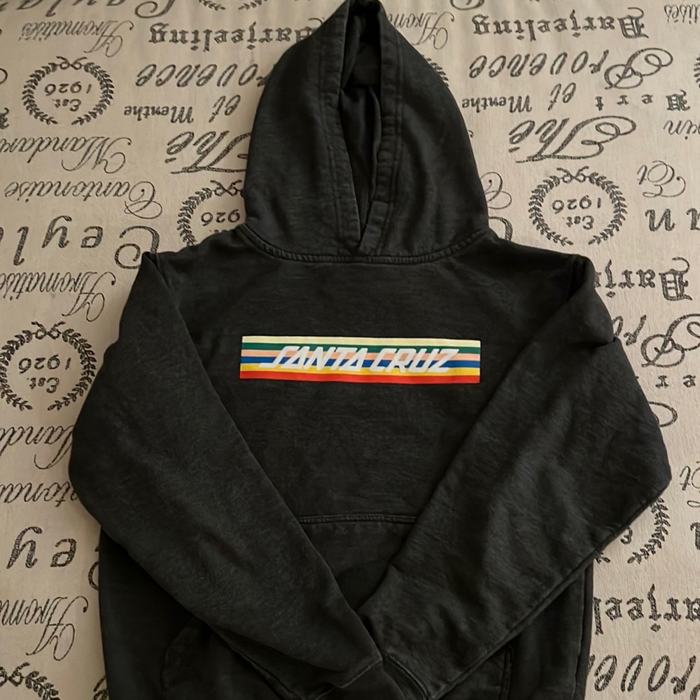 santa cruz hoodie with pockets